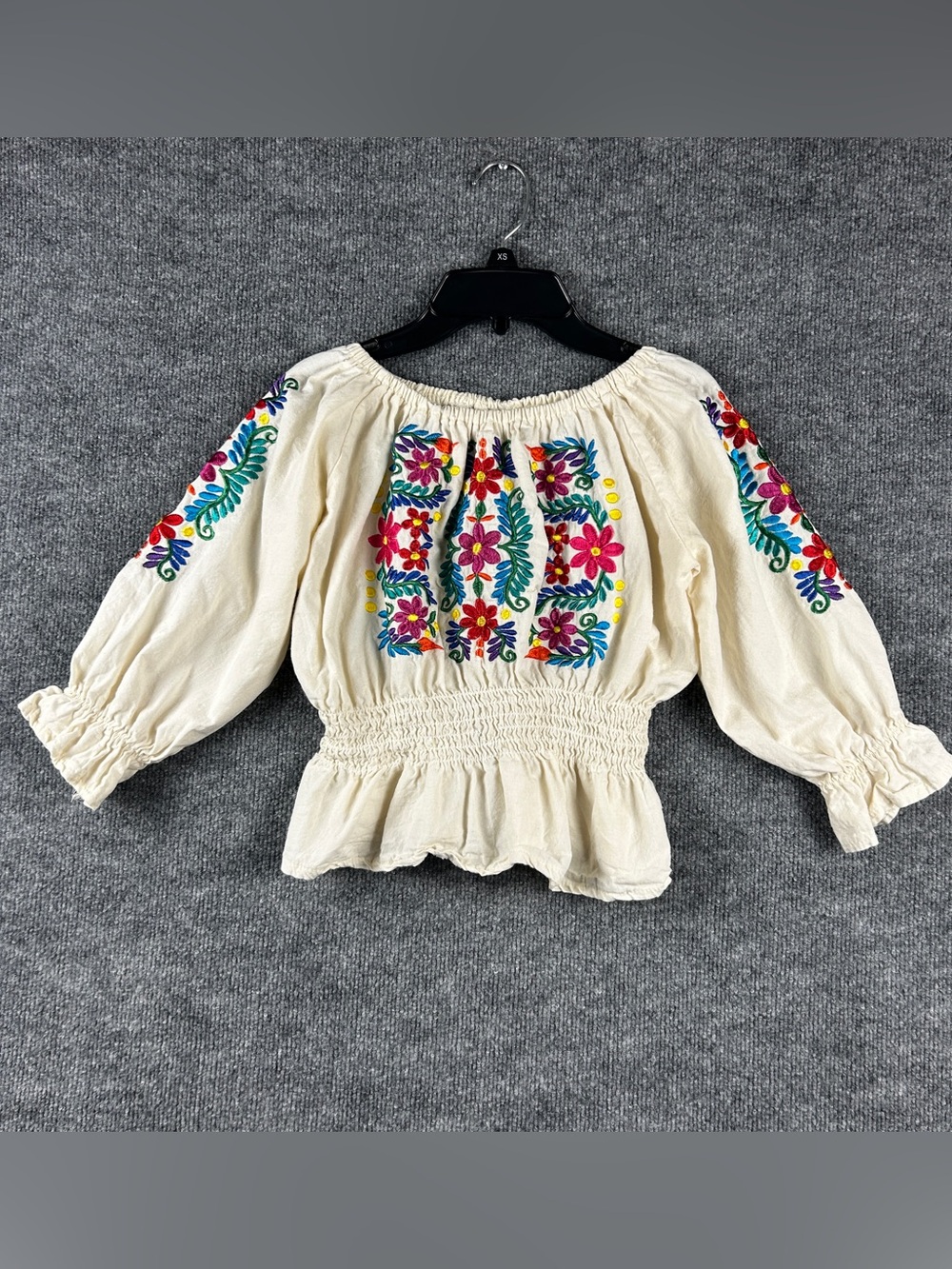 Vintage Mexican Floral Embroidered Smocked Peasant Blouse Size Girls 12 14 M